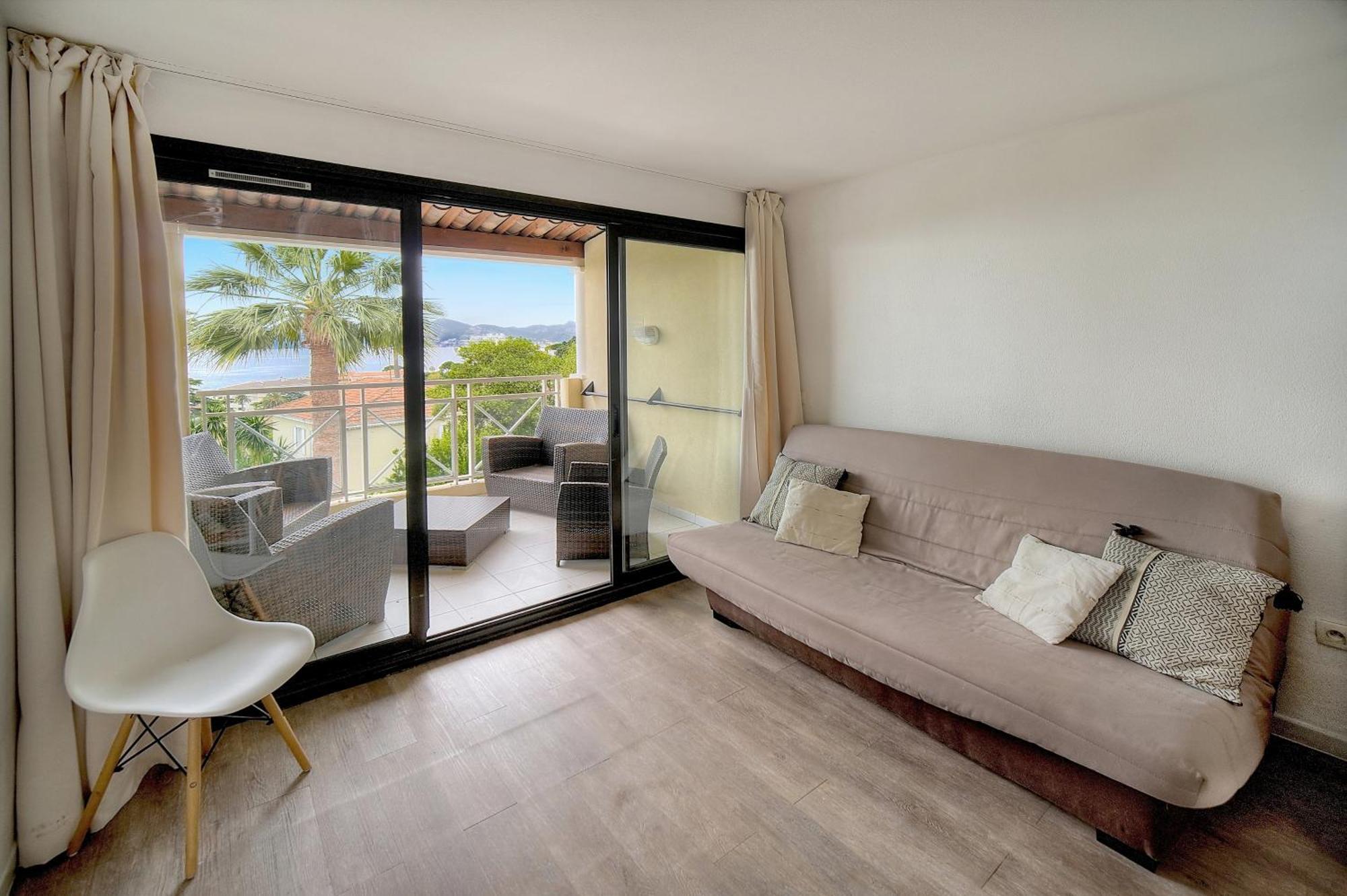Eva - Piscine - Terrasse - Vca Apartment Cannes