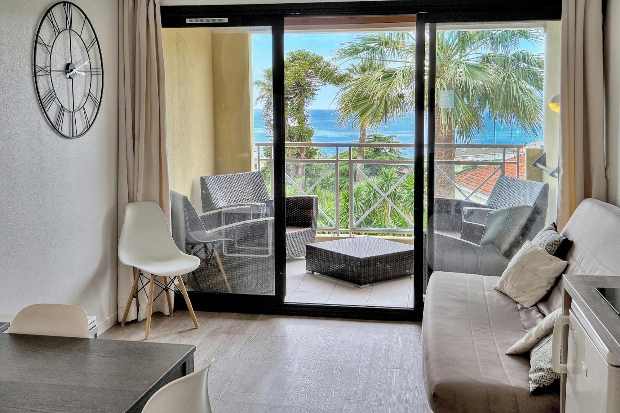 Eva - Piscine - Terrasse - Vca Cannes